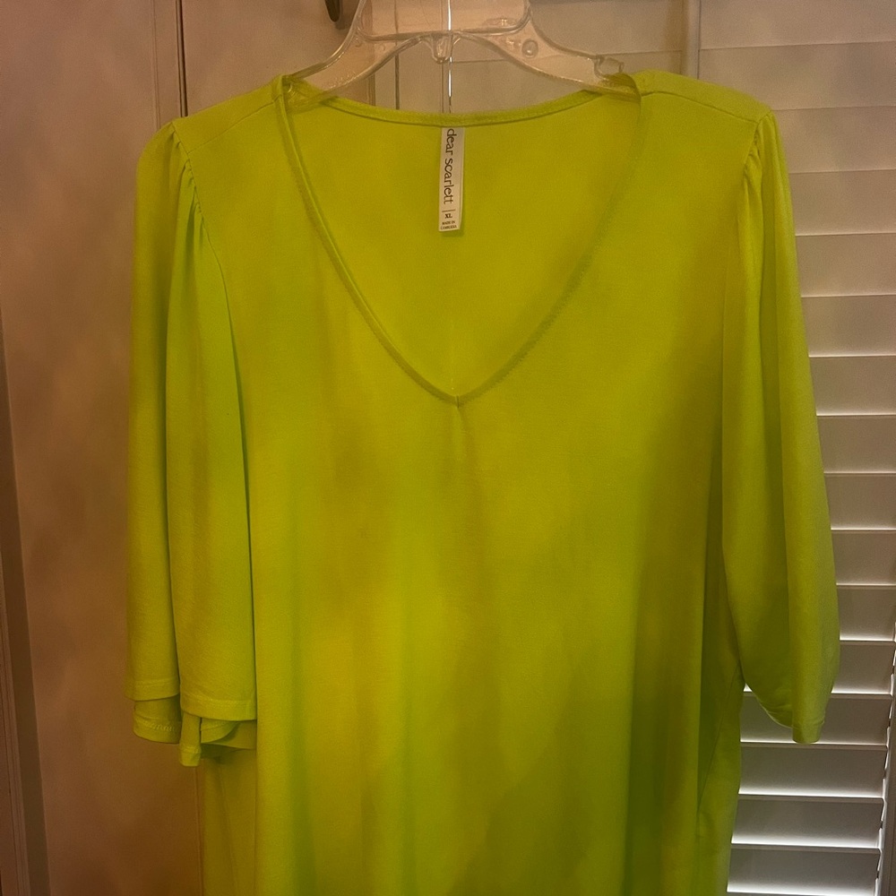 Dear Scarlett Bright Lime Top XL